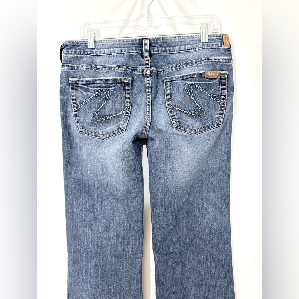 Silver “Tina” Slim Fit Flare Mid Rise Stretchy Figure Flattering Jeans Size 32 - Picture 9 of 14